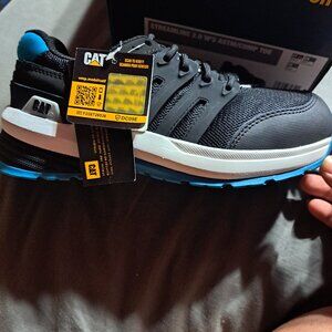 New in box Cat women's streamline 2.0 shoes